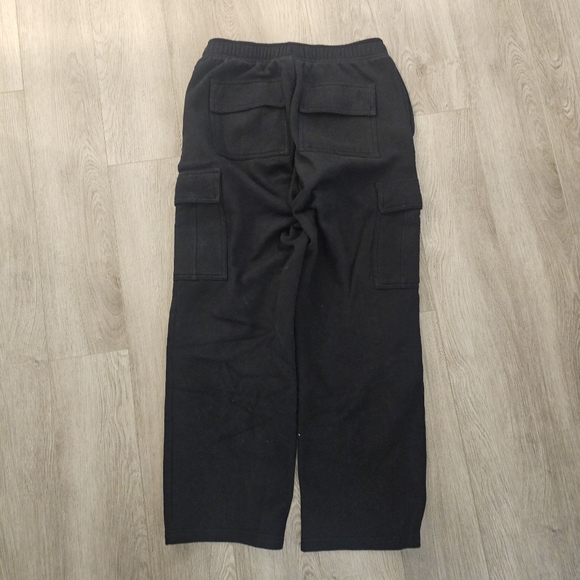 Aritzia Mega Fit Sweatfleece Cargo Sweat Pants - Picture 5 of 8